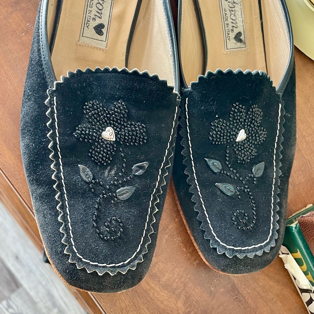 Brighton Melani Black Suede Leather Floral Beaded Mules Size 6.5 - Picture 4 of 15